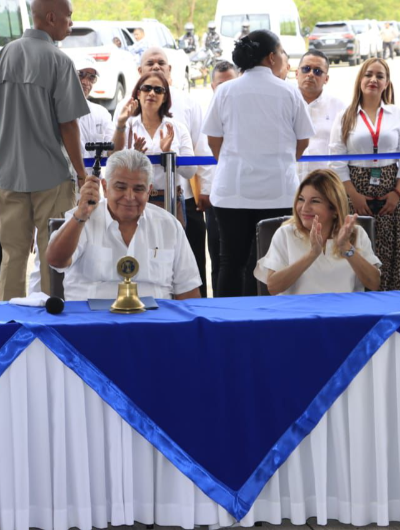 foto de portada de la publicación Presidente Mulino entrega orden de proceder para el Hospital General de Bugaba, en Chiriquí