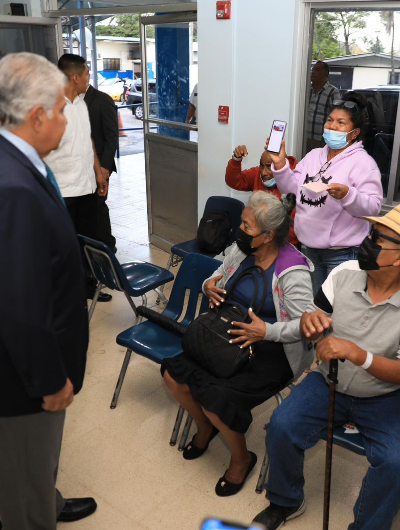 foto de portada de la publicación “Nuestra meta es mejorarle el  servicio a ustedes”, dijo el presidente Mulino a pacientes de la CSS