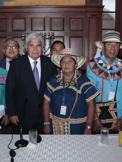 foto de portada de la publicación Cacica presenta Plan de Gobierno Tradicional al presidente Mulino