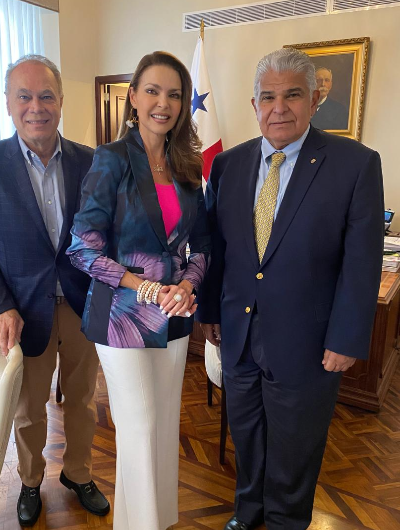 foto de portada de la publicación Ex Miss Universo Bárbara Palacios visita a presidente Mulino