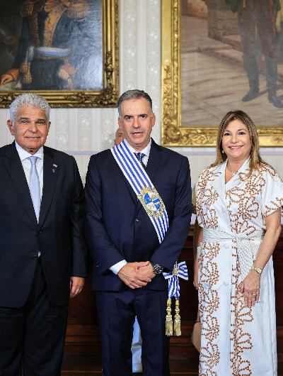 foto de portada de la publicación Presidente Mulino asiste a toma de posesión del presidente uruguayo Orsi, junto a otros 13 jefes de Estados